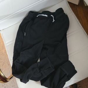 Hanna Andersson Black Joggers 6-7